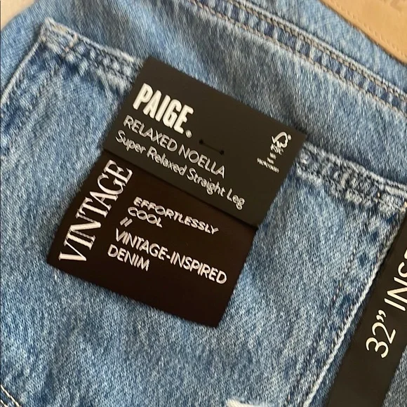 NWT PAIGE Relaxed Noella Vintage Jeans, Size 29 - Picture 2 of 6